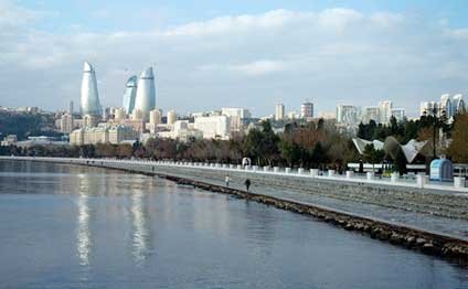 Bakının boş küçələri
