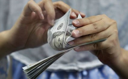 Qadın şəkilli dollar...