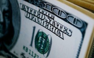 Banklar dollar bolluğundan əziyyət çəkir
