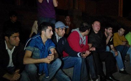 Ermənistanı üsyan bürüyür