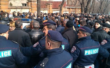 İrəvan polisi: 