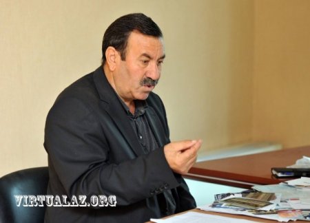 “İcra başçısının müavini məni hədələyir”