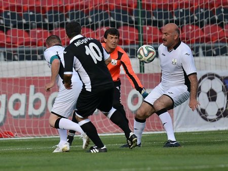 "Qarabağ"la "Neftçi" heç-heçə etdi