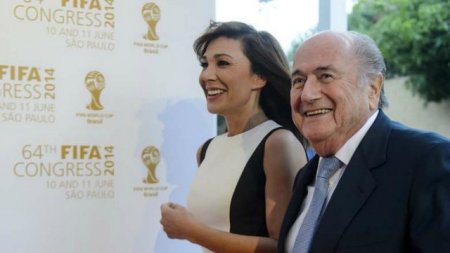 Blatter erməni sevgilisinə görə istefa verdi