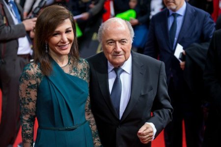 Blatter erməni sevgilisinə görə istefa verdi