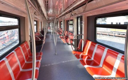 Bakı metrosuna kondisionerli qatarlar buraxıldı