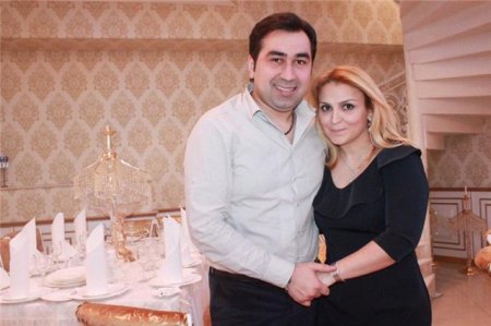 Daha bir məşhurun boşanma xəbəri