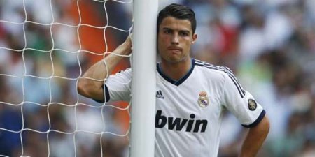 Ronaldo əsəbiləşdi: 
