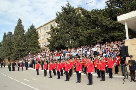 Naxçıvanski hərbi liseyində məzunların buraxılış mərasimi keçirilib