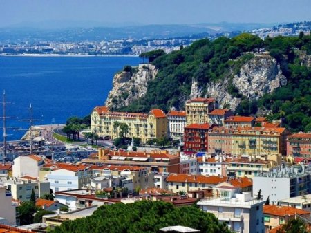 Azərbaycandan olan oliqarx Fransanın Lacivərd sahillərində dəbdəbəli toy sifarişi verib