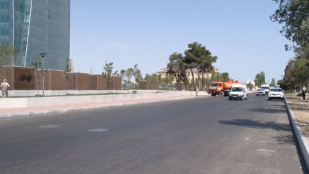 İki prospekti birləşdirən küçədə yenidənqurma işləri yekunlaşır