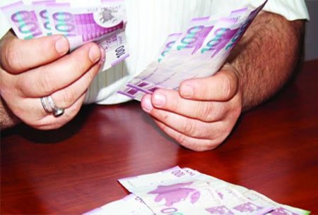 Manatla olan əmanətlərin həcmi azalıb