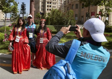 Fotoqrafların Bakı sevgisi
