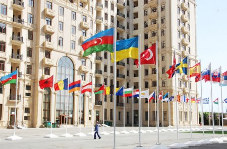 Bakı 2015-də komandamız arenaya sonuncu daxil olacaq