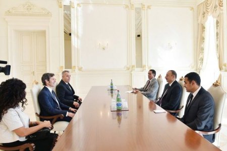 İlham Əliyev San-Marinonun başçılarını qəbul etdi