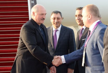 Lukaşenko Bakıda Avropa Oyunlarına hazırlığa heyran qalıb