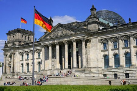 Dövlət Komitəsindən Bundestaqa - SƏRT CAVAB