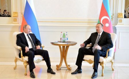 İlham Əliyev və Putin Qarabağı müzakirə etdilər