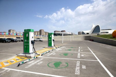 Elektrik avtomobilləri üçün enerji doldurma məntəqələri quraşdırılır