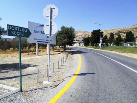 «Dostluq» parkında villaların söküntüsü dayandırılıb