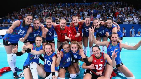 Qadın voleybolçularımız yarımfinala yüksəldi