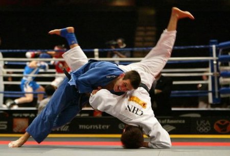 Bakı-2015: Orxan Səfərov gümüş medal qazandı