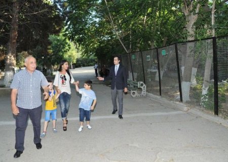 Leyla Əliyeva Bakı Zooloji Parkında yeni qəfəsin açılışında