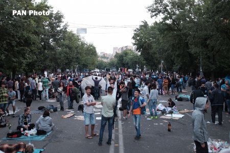 İrəvandan maraqlı görüntülər