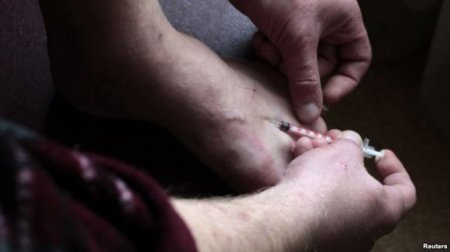 Keçmiş narkoman: “Anam dedi ölürüksə, gəl birlikdə ölək...”