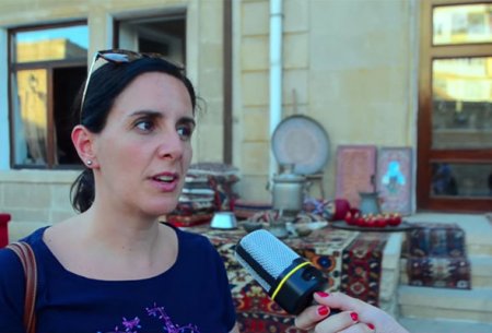 Bakıya gələn qadın turistlər azərbaycanlı kişilər haqqında nə düşünürlər?