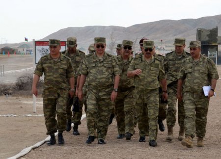 Müdafiə naziri yeni atış mərkəzi açdı