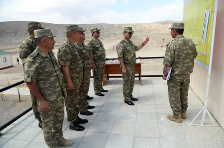 Müdafiə naziri yeni atış mərkəzi açdı