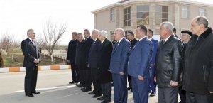 Vasif Talıbov akademikləri Naxçıvana toplayıb iclas keçirdi
