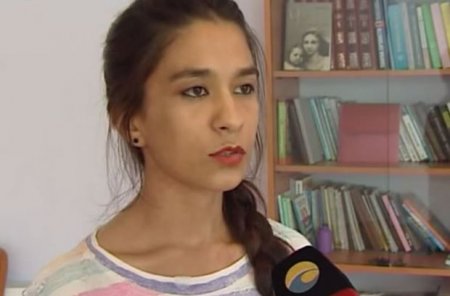 Məktəblilərə sosial şəbəkə qadağan olunmalıdır?