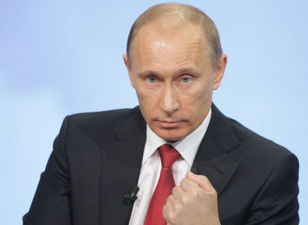 Putin müsəlmanları təbrik etdi