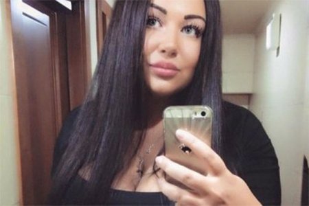 Deputatın gənc köməkçisinin “radikal” gözəlliyi interneti fəth etdi