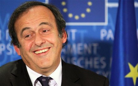 Platini FİFA-ya prezident olmaq istəyir