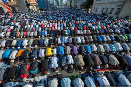 Moskvada müsəlmanlar Ramazan bayramını qeyd edirlər