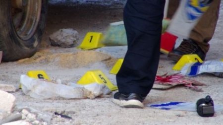 Türkiyədə AKP-yə məxsus avtomobilin altından bomba çıxdı