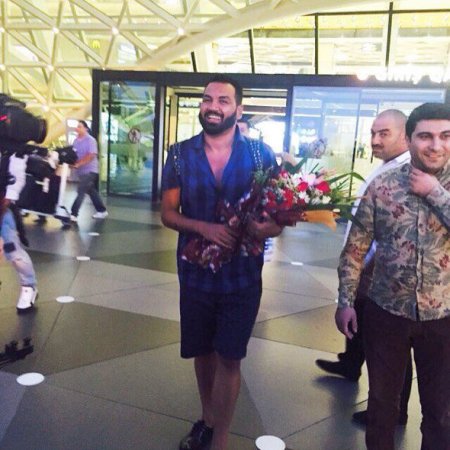 Azis Bakıya gəldi
