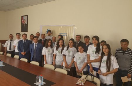 Bakı və Gədəbəydə təlimlər keçirldi