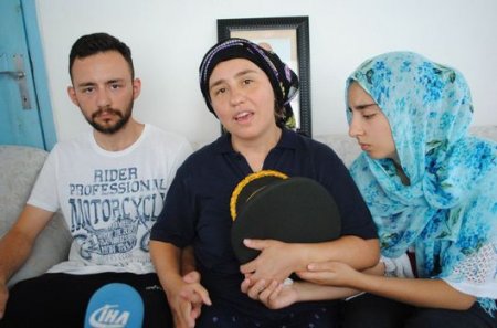Şəhid xəbərini çatdıran aparıcı göz yaşlarını saxlaya bilmədi