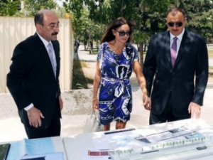 Əbülfəs Qarayev turizm sahəsini necə batırdı...