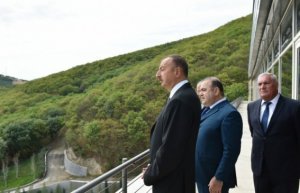 Əbülfəs Qarayev turizm sahəsini necə batırdı... Əbülfəs Qarayev turizm sahəsini necə batırdı...