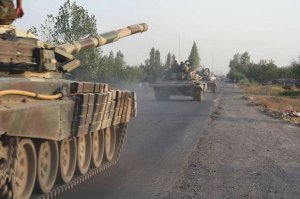 Ermənistan: Azərbaycan sərhədə ağır texnika yeritmək üçün strateji yol çəkir