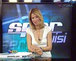Öz lüt şəkli ilə sosial şəbəkədə rastlaşan məşhur şoka düşdü Öz lüt şəkli ilə sosial şəbəkədə rastlaşan məşhur şoka düşdü