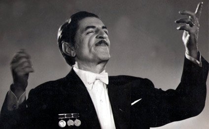 Maestro Niyazinin ad günüdür