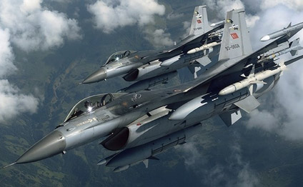 Türkiyə qırıcıları 50-yə yaxın terrorçunu məhv etdi