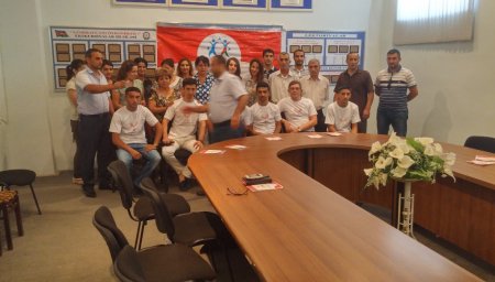 Talasemiyalılara tələbələrin könüllü dəstəyi
