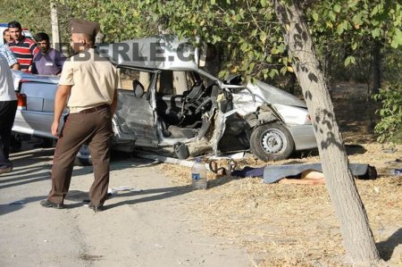 Sumqayıtda ağır qəza: 1 ölü, 3 yaralı